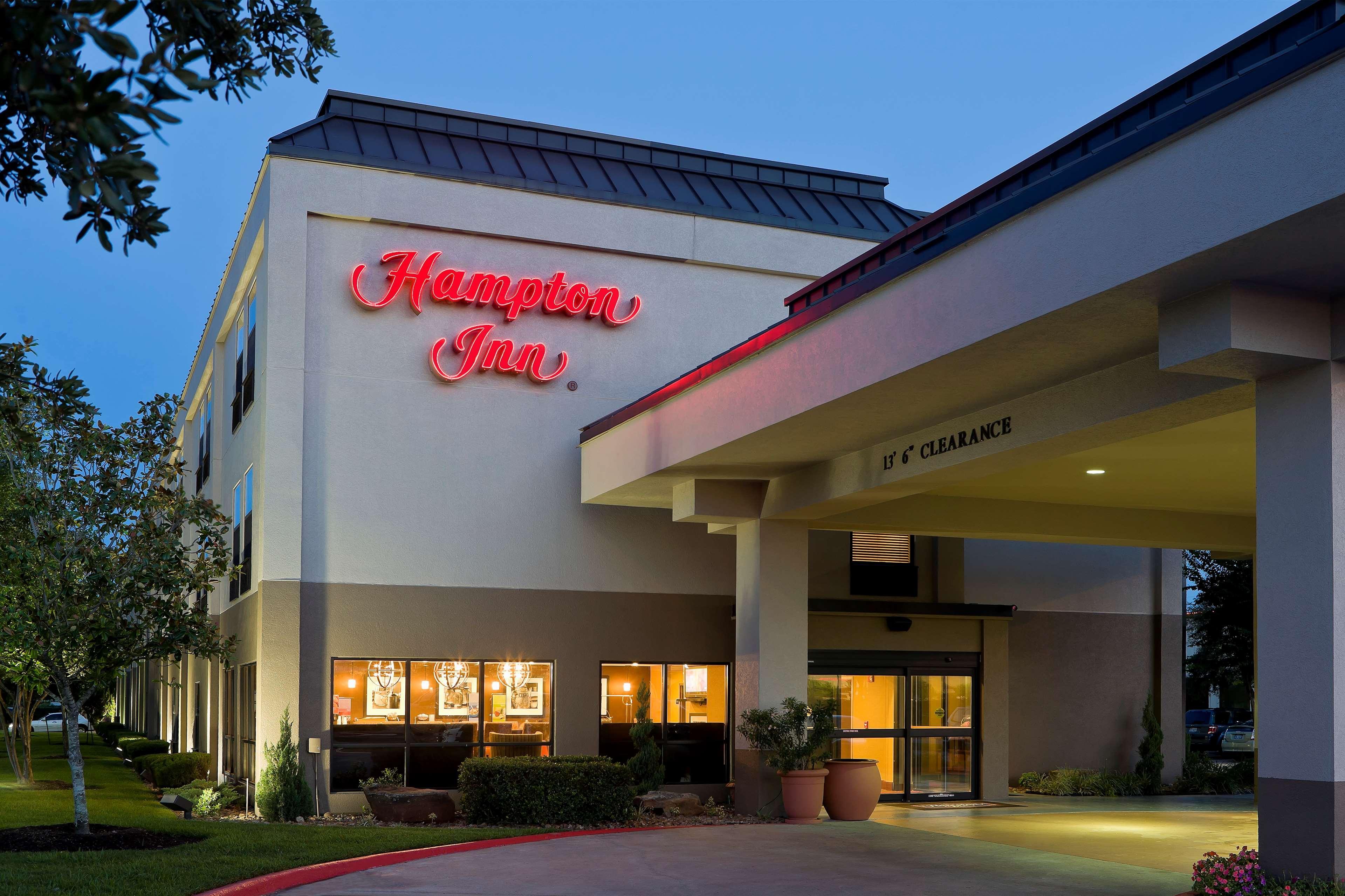 Hampton Inn Houston Стаффорд Экстерьер фото